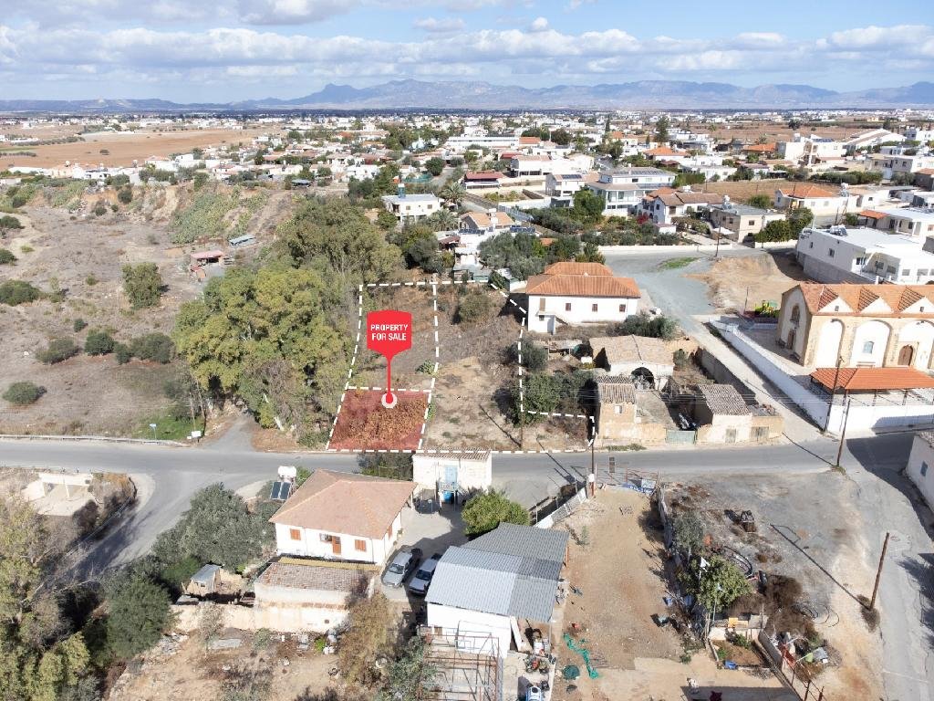 🏡 Residential Field for Sale – Agioi Trimithias, Nicosia
